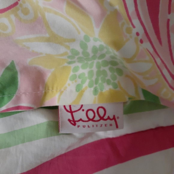 SOLD ON EBAYLilly Pulitzer Pink Sorbet Comforter Twin Reversible Floral Paisley - Picture 5 of 9